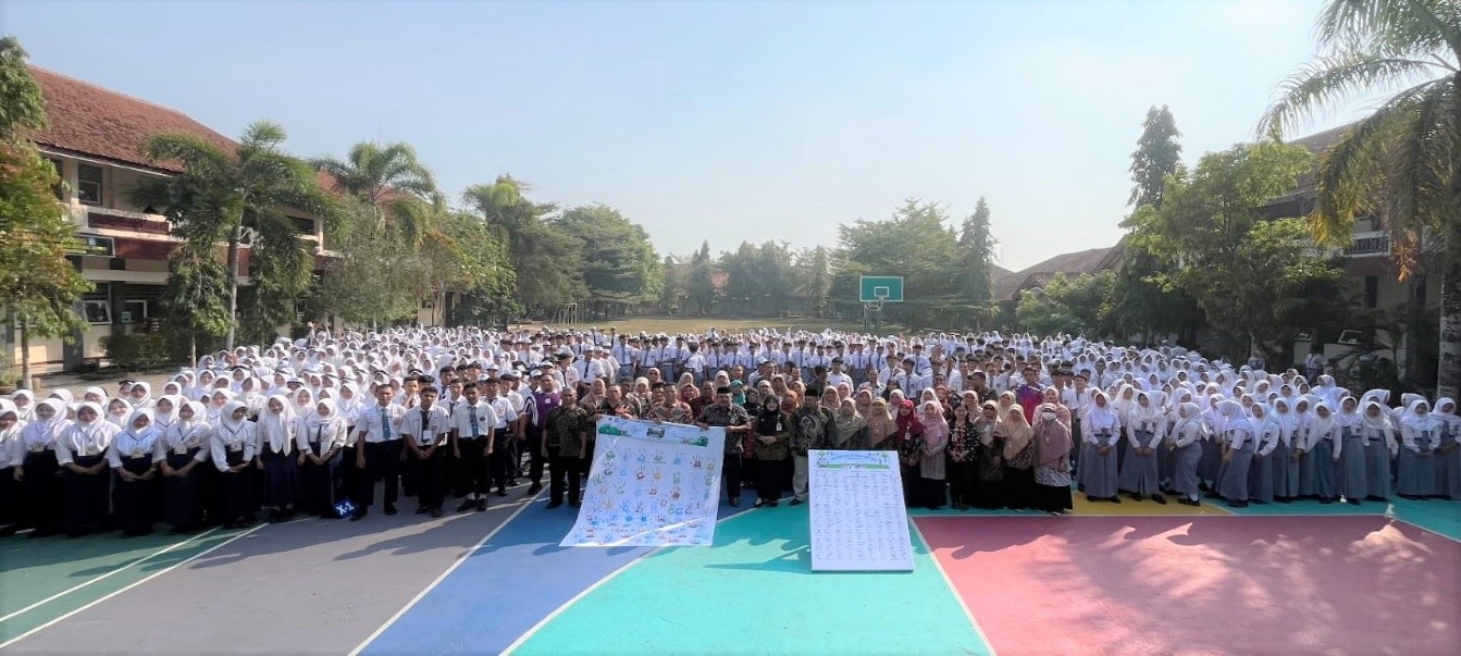 Launching Program Sekolah Ramah Anak (SRA) dan Sekolah Berintegritas (SBI) SMAN 1 Klirong