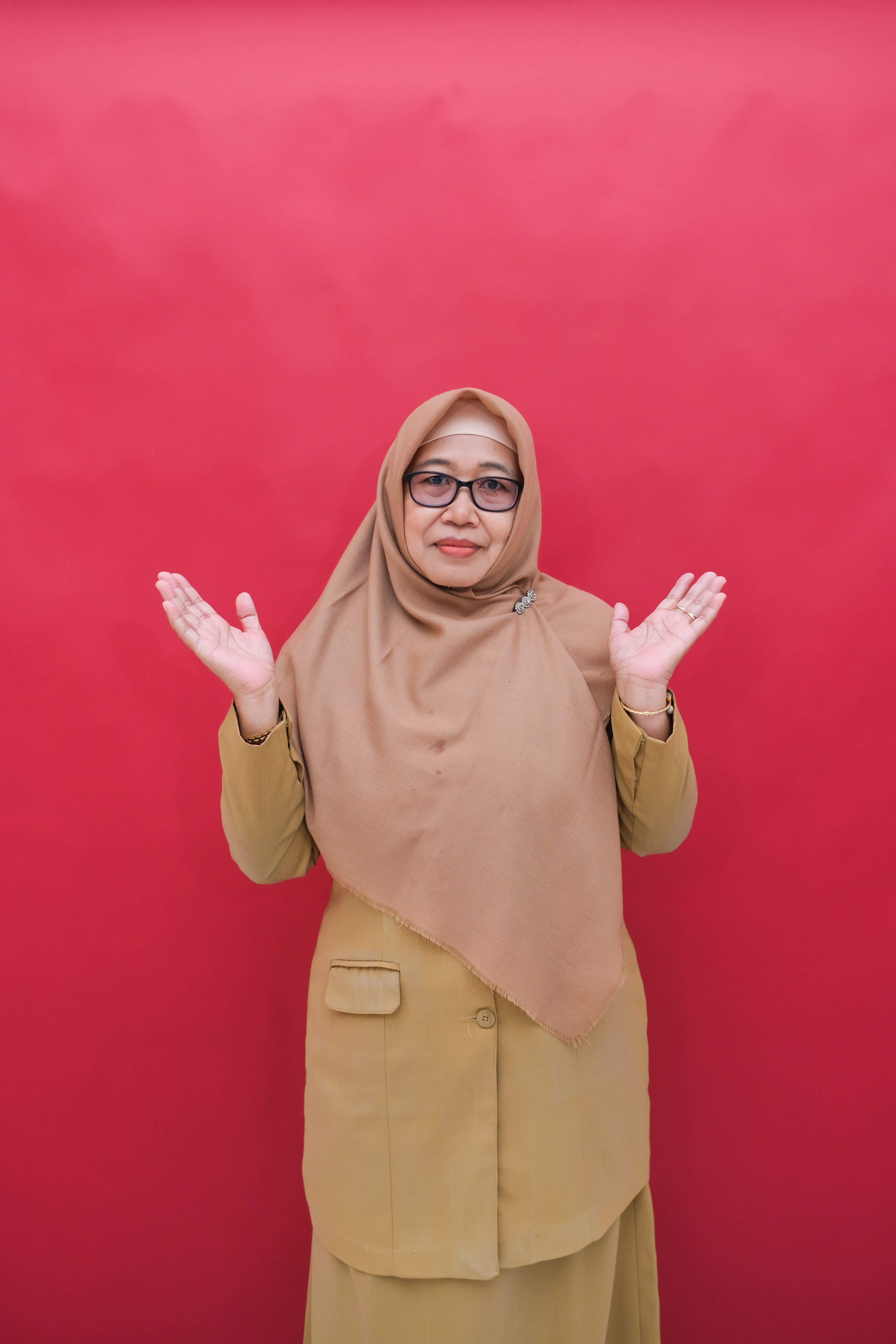 DRA.ARI MURWANTI