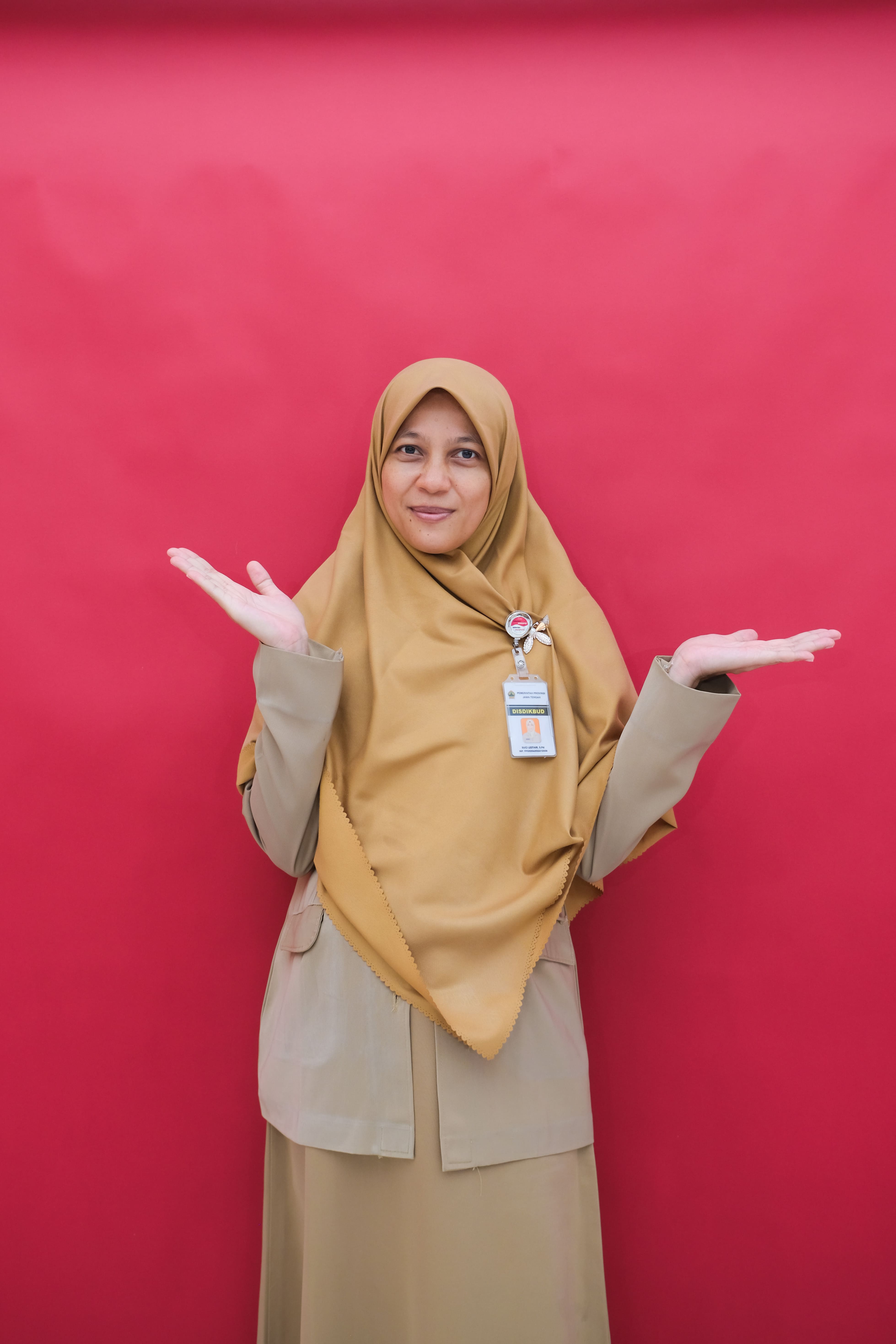 SUCI LESTARI,S.Pd.